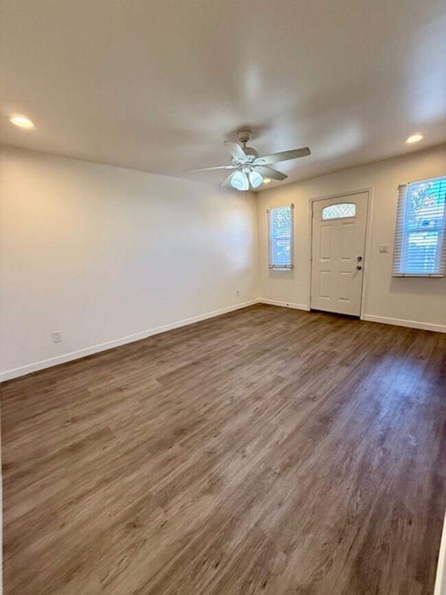 785-787 18th St San Diego, CA 92154 photo 3