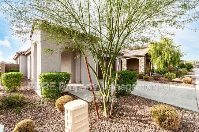 9205 W Roma Ave Phoenix, AZ 85037 photo 4
