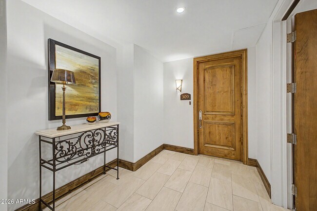 7175 E Camelback Rd Scottsdale, AZ 85251 photo 4