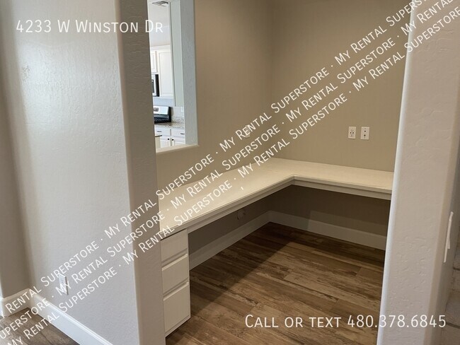 4233 W Winston Dr photo 5