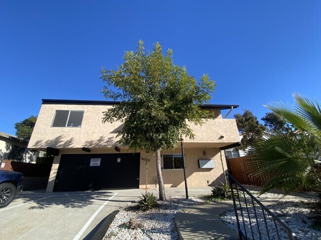 4085 48th St San Diego, CA 92105