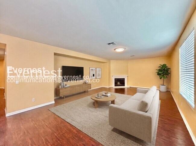 40495 Charleston St Temecula, CA 92591