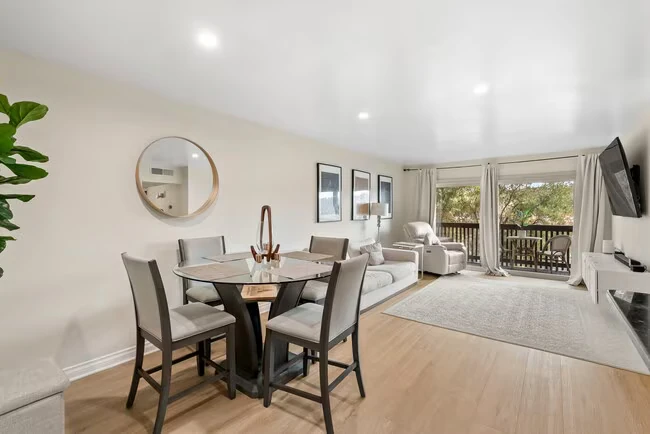 6202 Friars Rd San Diego, CA 92108 photo 2