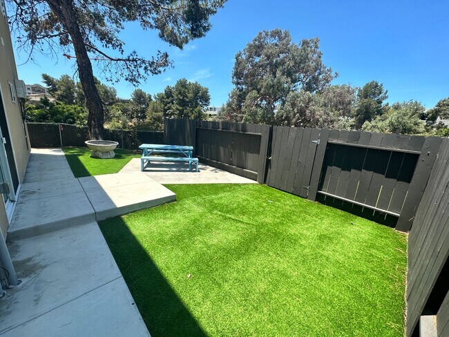 6251 Adobe Dr San Diego, CA 92115 photo 4