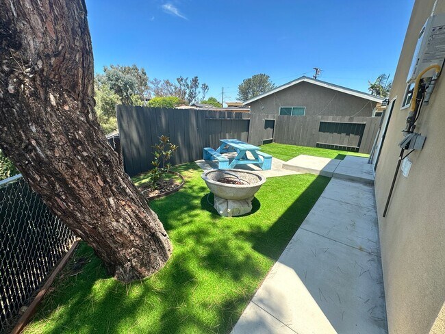 6251 Adobe Dr San Diego, CA 92115 photo 3