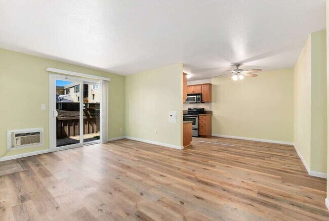 6750 Beadnell Way San Diego, CA 92117 photo 2