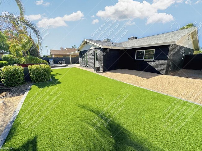 5013 W Orchid Ln Glendale, AZ 85302 photo 4