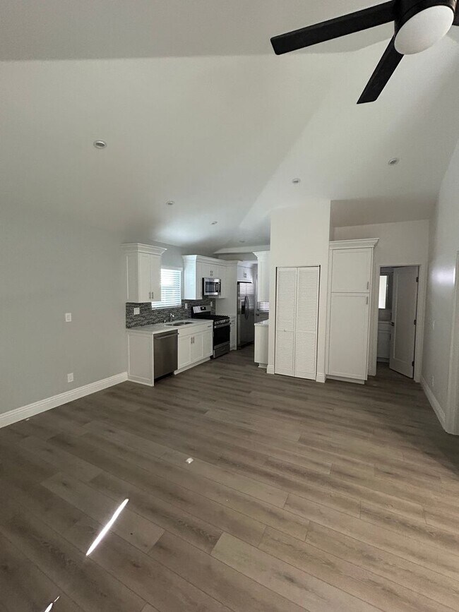 3924-3926 Third Ave San Diego, CA 92103 photo 2