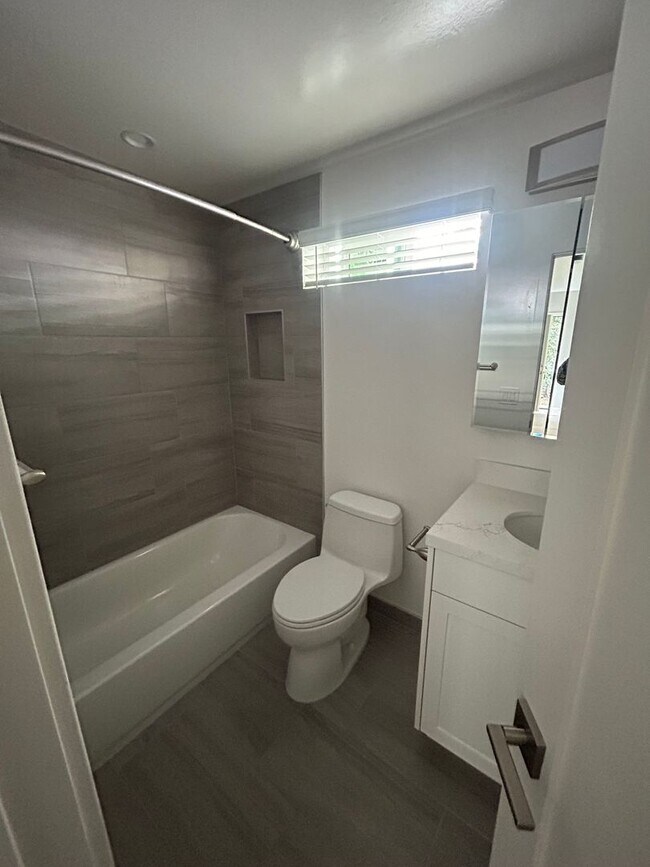 3924-3926 Third Ave San Diego, CA 92103 photo 5