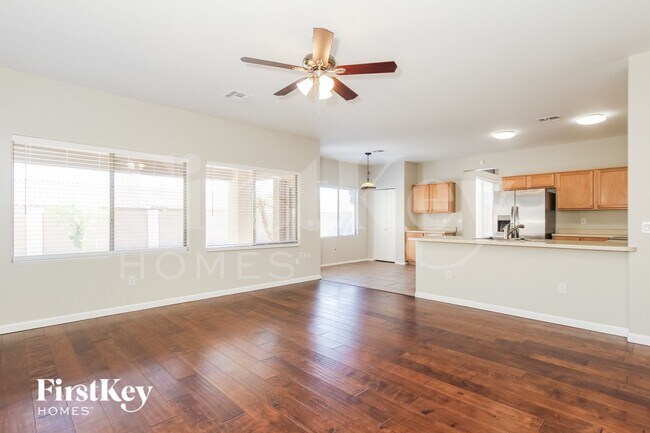 14949 N 151st Dr Surprise, AZ 85379 photo 3