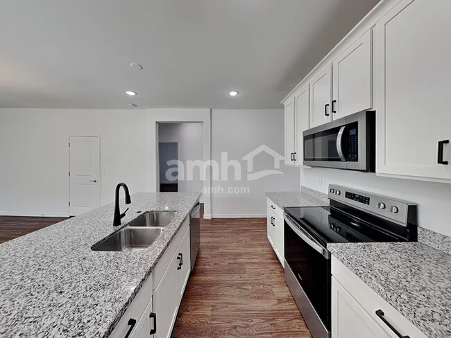 15074 W Sherman St Goodyear, AZ 85338 photo 4