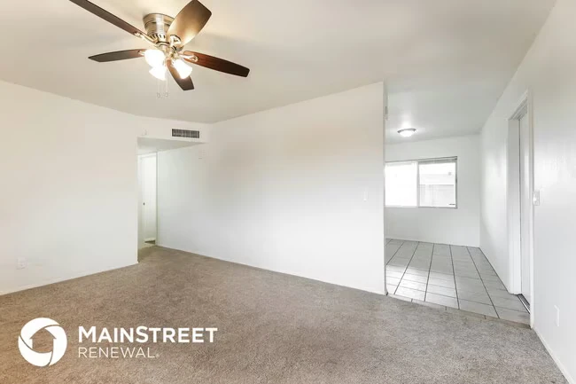 3637 E Kings Ave Phoenix, AZ 85032 photo 3