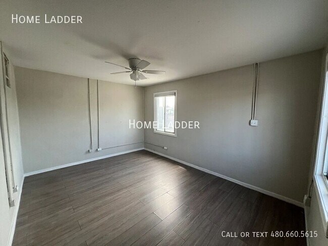 927 S 35th Ave Phoenix, AZ 85009 photo 4