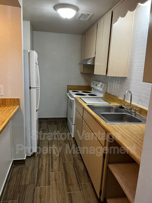 424 W Brown Rd Mesa, AZ 85201 photo 3