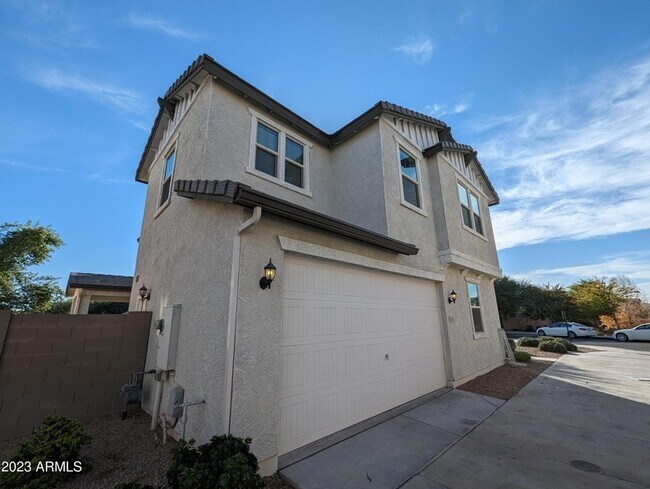 1253 N 166th Ave Goodyear, AZ 85338 photo 3