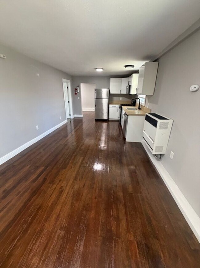 3213-3217 Market St Oakland, CA 94608 photo 5