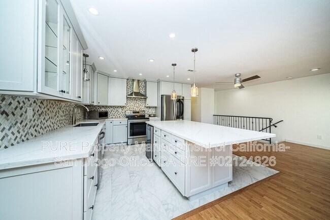 7525 Jerez Ct Carlsbad, CA 92009 photo 5