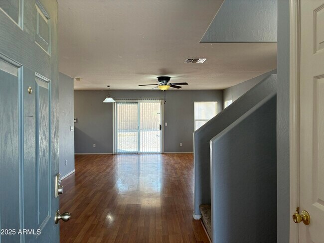 22372 W Cantilever Ct photo 5