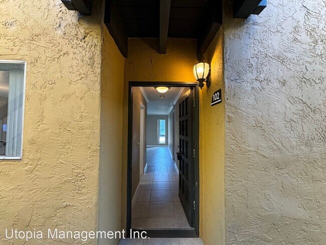 17075 W Bernardo Dr San Diego, CA 92127 photo 3