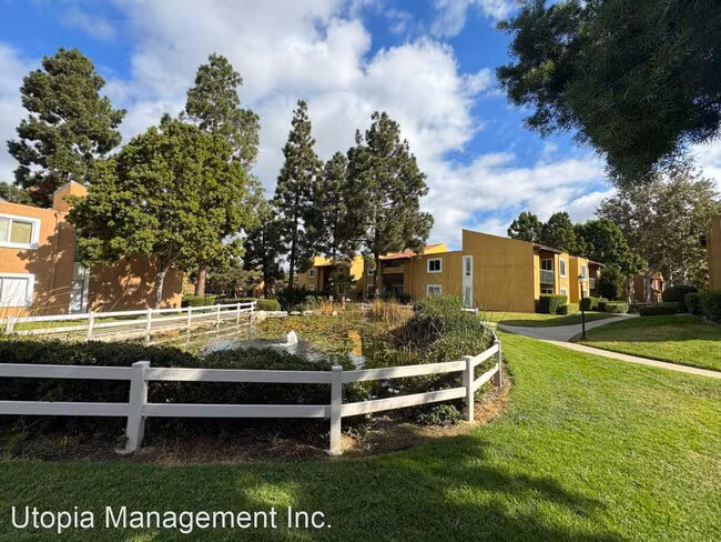 17075 W Bernardo Dr San Diego, CA 92127 photo 2