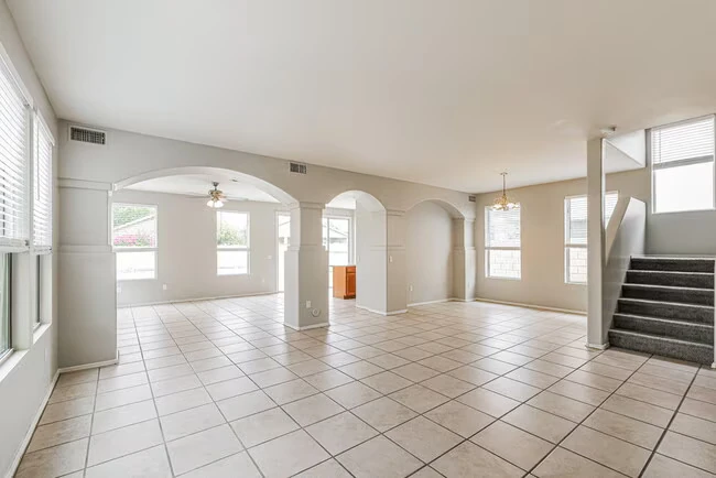 13519 W San Juan Ct Litchfield Park, AZ 85340 photo 5
