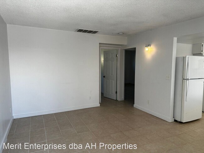 14005 N Palm St El Mirage, AZ 85335 photo 3