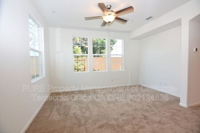 41976 Corte Santa Barbara Murrieta, CA 92563 photo 3