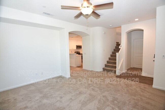 41976 Corte Santa Barbara Murrieta, CA 92563 photo 2