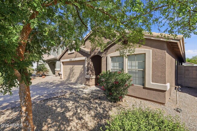 45542 W Guilder Ave photo 4