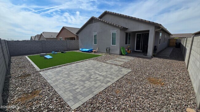 13248 W Hackamore Dr Peoria, AZ 85383 photo 5