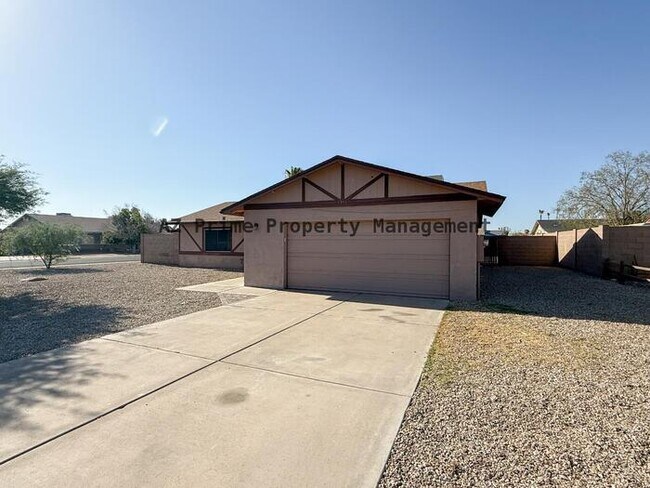 9358 W Sanna St Peoria, AZ 85345 photo 3