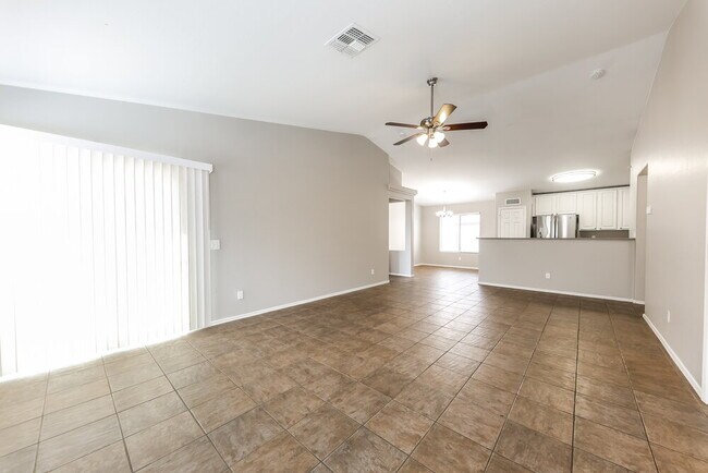 12557 W Mandalay Ln El Mirage, AZ 85335 photo 4