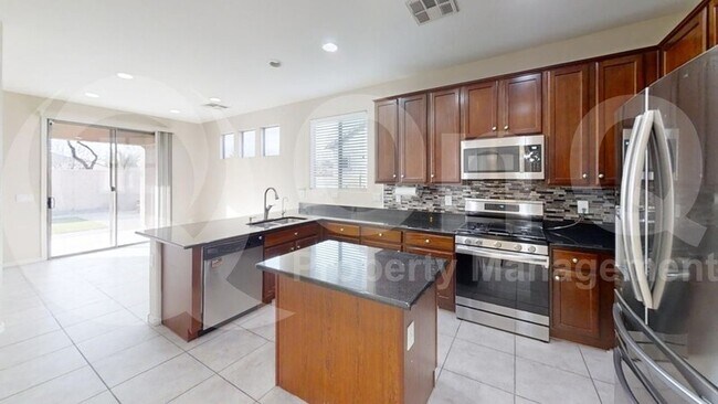 4730 S McMinn Dr Gilbert, AZ 85297 photo 4