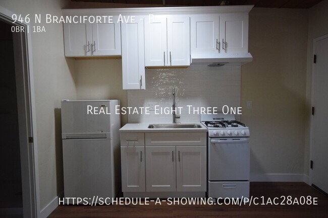 946 N Branciforte Ave photo 4