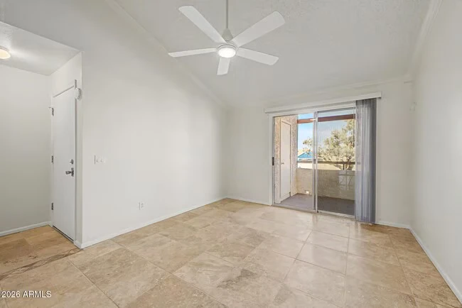 10610 S 48th St Phoenix, AZ 85044 photo 2