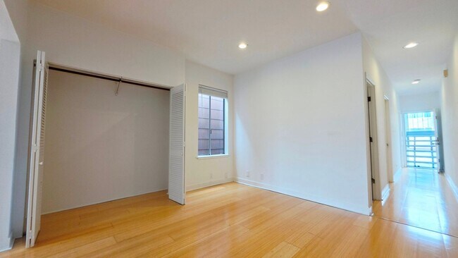 275-281-281 27th Ave San Francisco, CA 94121 photo 2