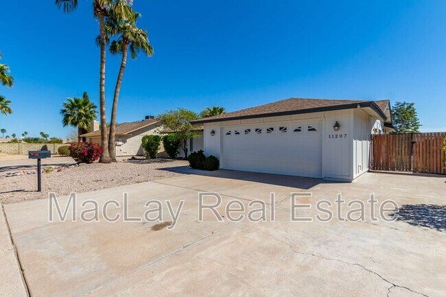 11207 S Bannock St Phoenix, AZ 85044 photo 4
