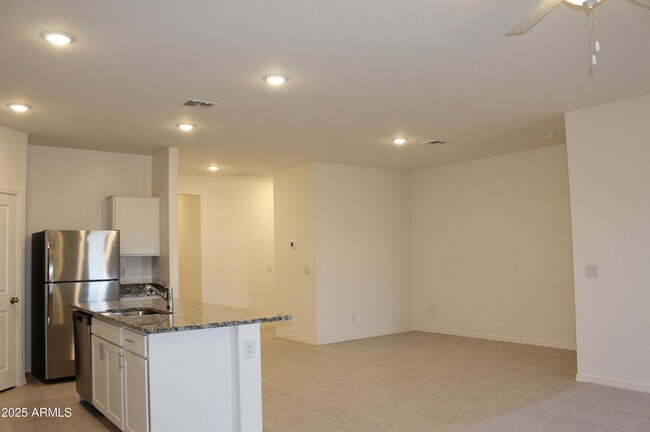 10354 N 156th Ave Waddell, AZ 85355 photo 5