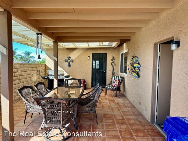 1019 Plover Way Oceanside, CA 92057