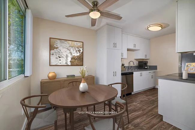 Creekwood Villas photo 4