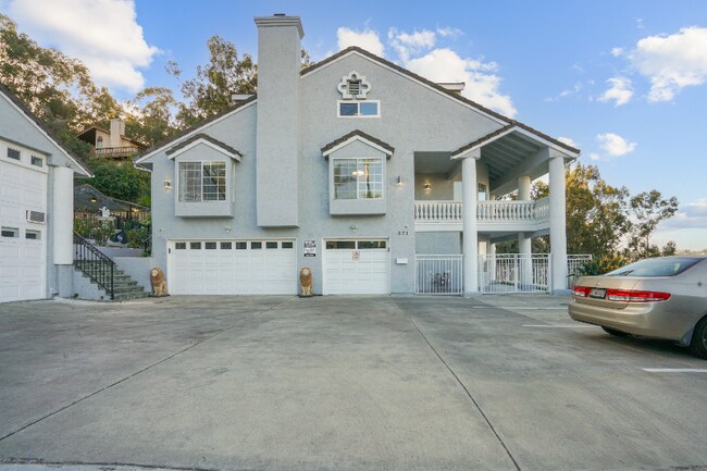 571 Tilling Way El Cajon, CA 92020