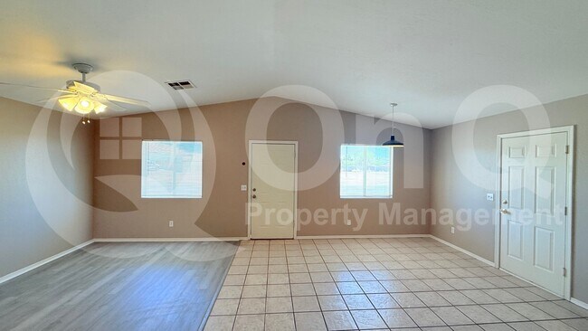 8210 W Concordia Dr Arizona City, AZ 85123 photo 4