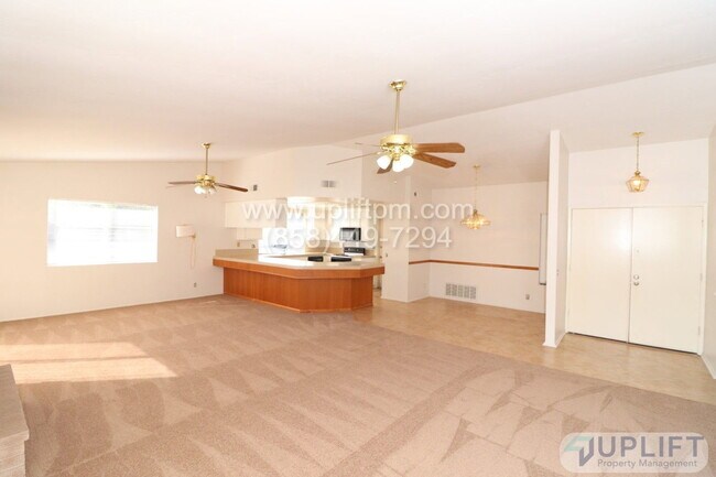 515 La Haina Pl Ramona, CA 92065 photo 4