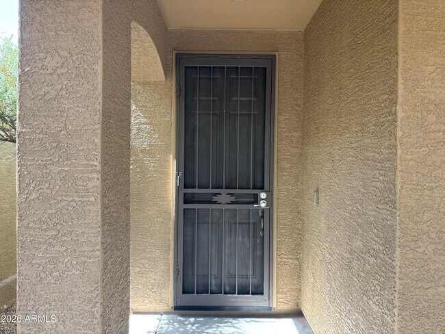 3837 W Ashton Dr Anthem, AZ 85086 photo 2
