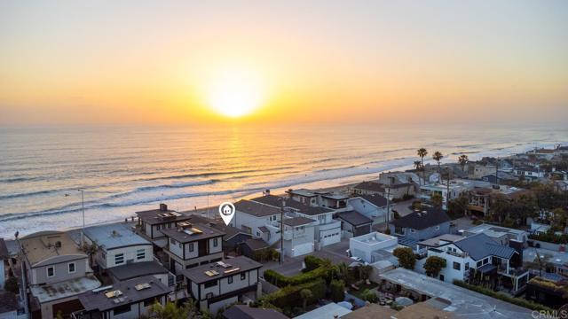 2028 Ocean Front Del Mar, CA 92014
