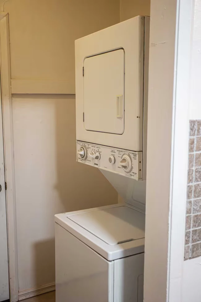 Rolando Place Apartments photo 4