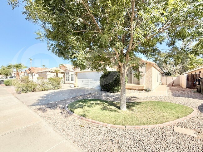 1150 W Lark Dr Chandler, AZ 85286 photo 3