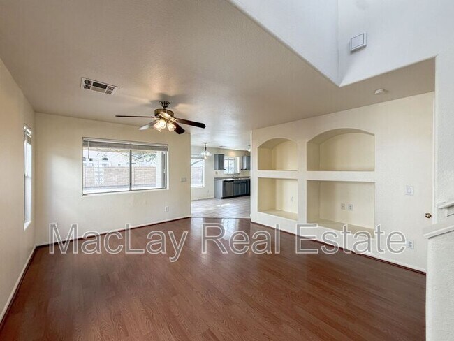 1767 E Patrick St Gilbert, AZ 85295 photo 4
