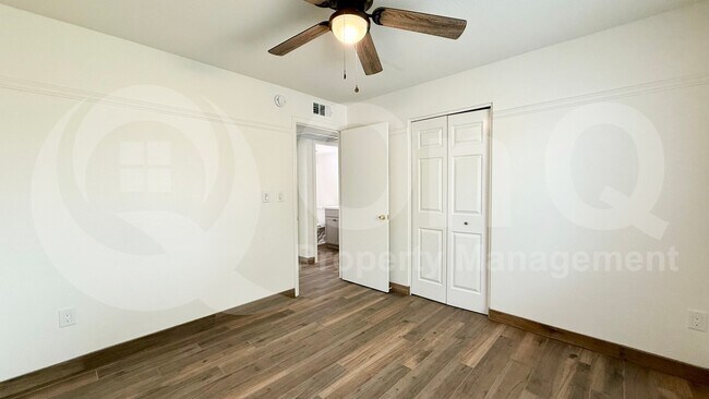 510 E Sesame St Tempe, AZ 85283 photo 2
