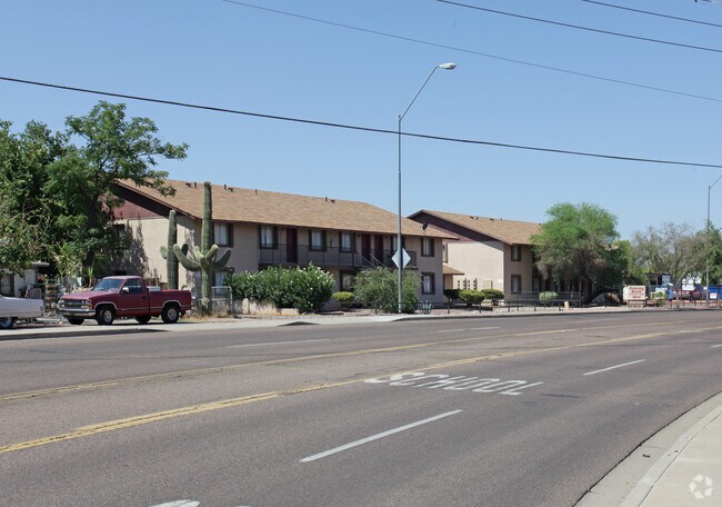 Running Brook Apartments photo 2
